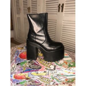 Jeffery Campbell deadz